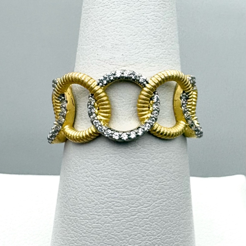 New Freida Rothman Brushed Gold Over Sterling Silver Pave Link Ring Size 8